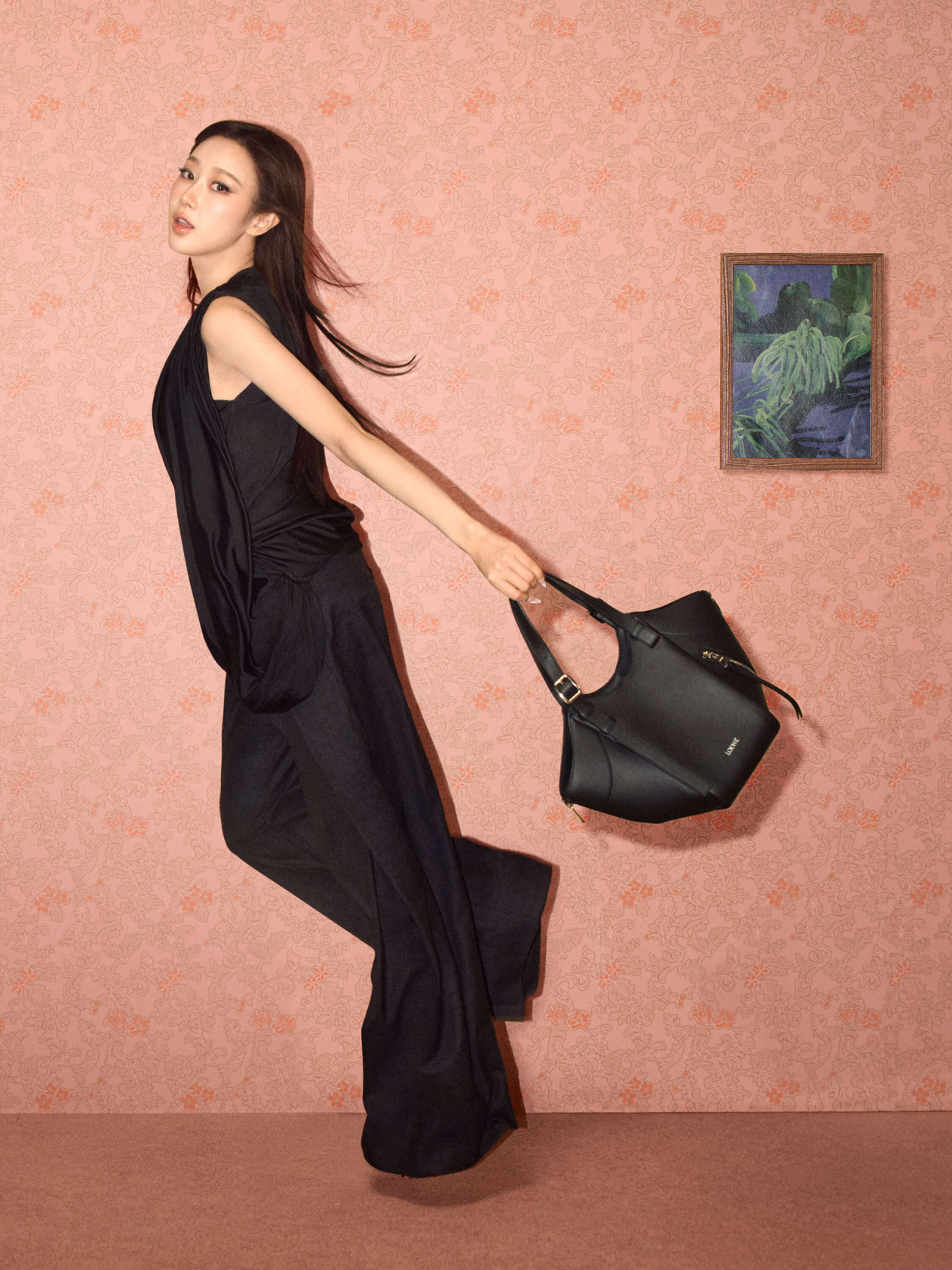 ロエベ アンバサダー ジゼルによる2026年春夏プレコレクション - LOEWE